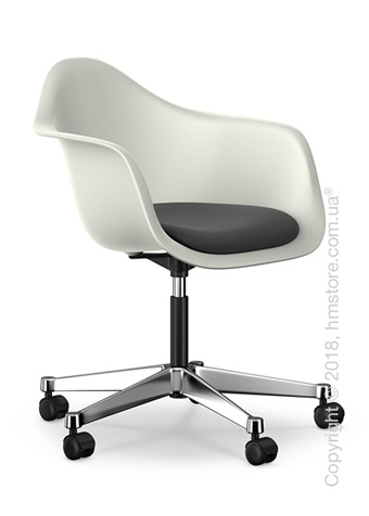 Кресло Vitra Eames Plastic Armchair PACC with seat upholstery, White shell, Dark Grey