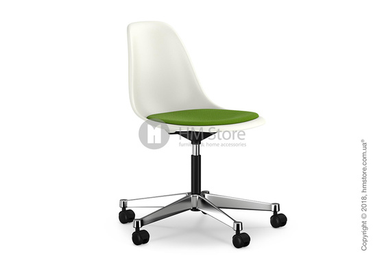 Кресло Vitra Eames Plastic Side Chair PSCC with seat upholstery, White shell and Grass Green Forest