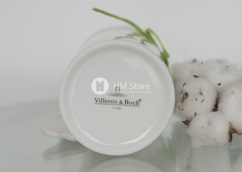 Клеймо бренда Villeroy & Boch на дне вазы