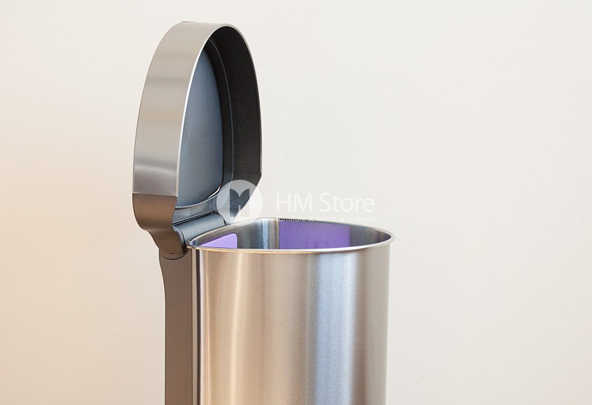 Нижняя крышка в открытом состоянии