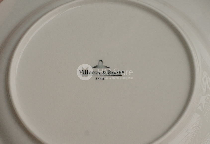 Логотип компании «Villeroy & Boch» изображен на каждом изделии