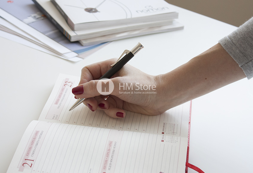 Комфортная в письме ручка Guilloche Ciselé